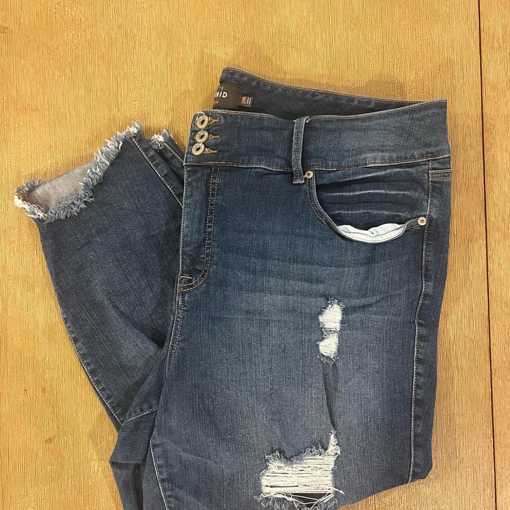 Women's Distressed Blue Jeans